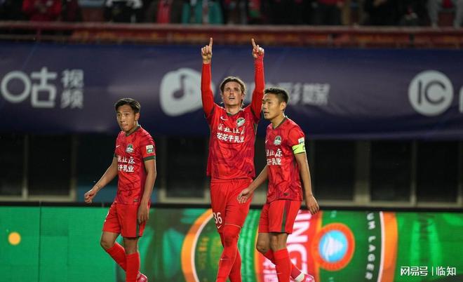 关于申花队将对阵建业，期待取得胜利的信息