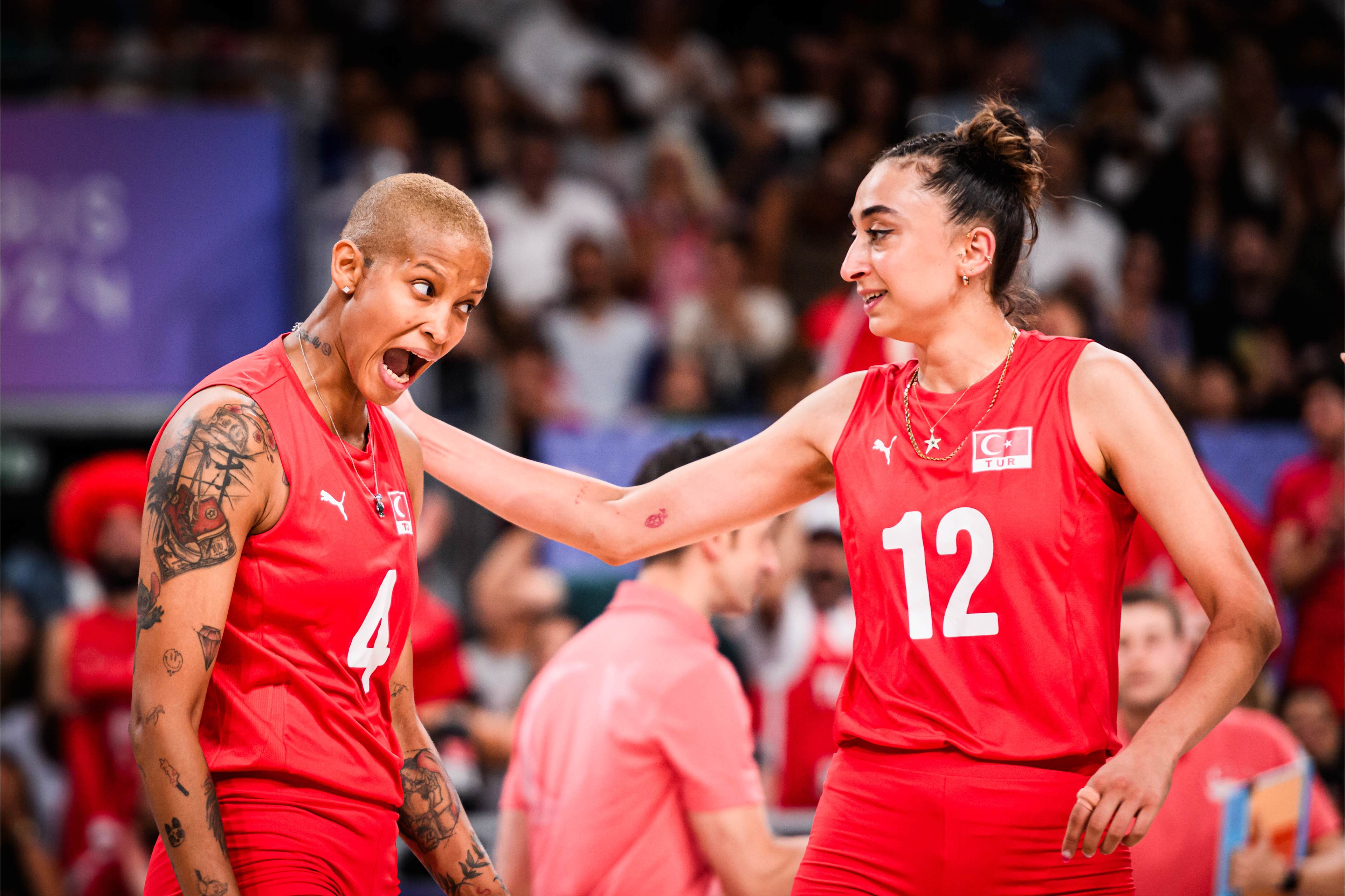 国际比赛中女性队伍表现亮眼