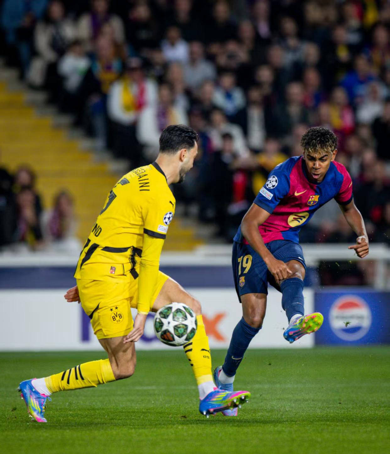 --拜仁逆转战胜巴萨，成功晋级欧冠半决赛的简单介绍