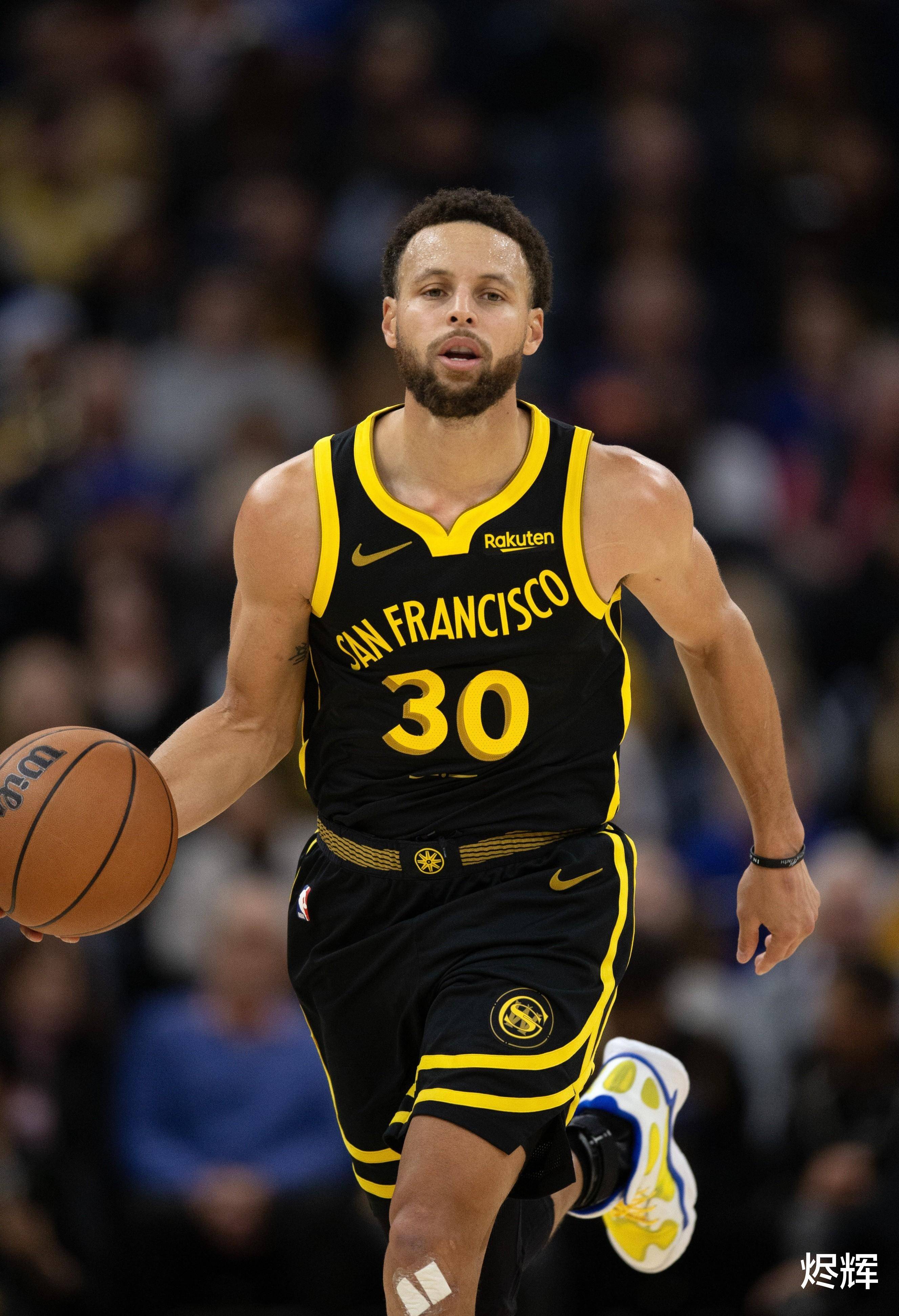 勇士大胜收官，轻取对手晋级半决赛