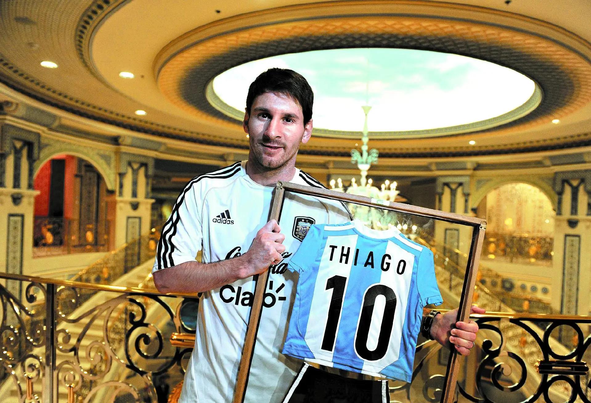 关于阿根廷传奇球星探讨退役计划的信息