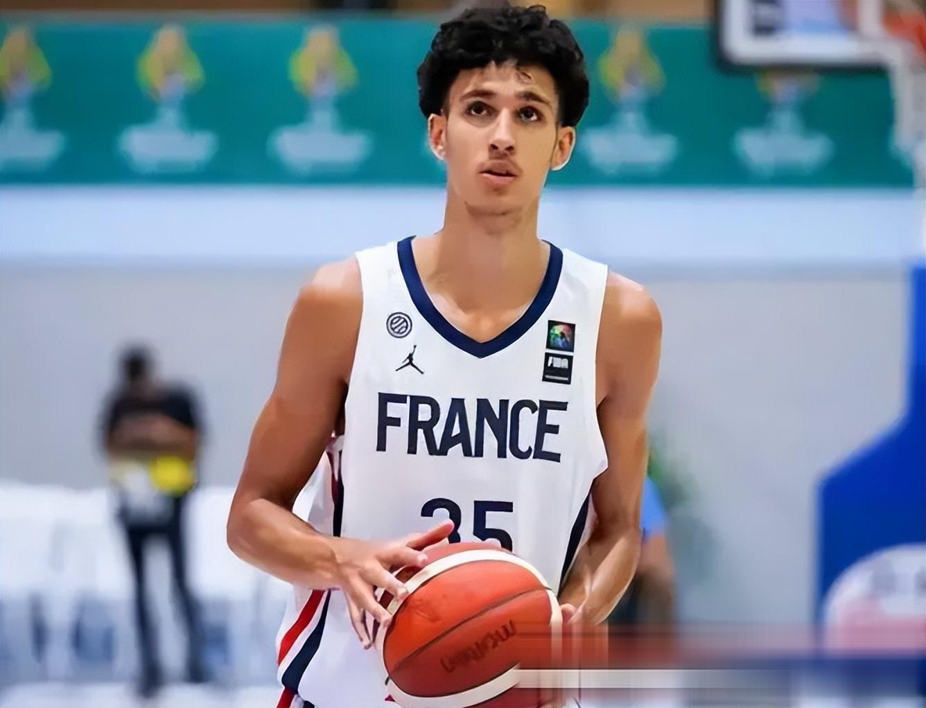 关于老鹰新秀球员状态火爆，球队潜力巨大的信息