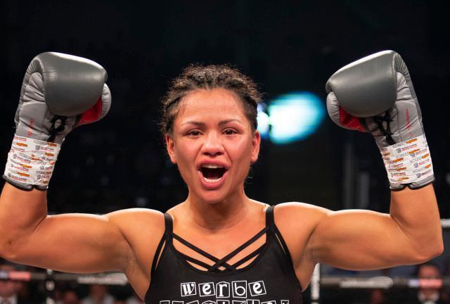 瑞士选手在拳击比赛中获得胜利,挺进半决赛 瑞士选手在拳击比赛中获得胜利,挺进半决赛