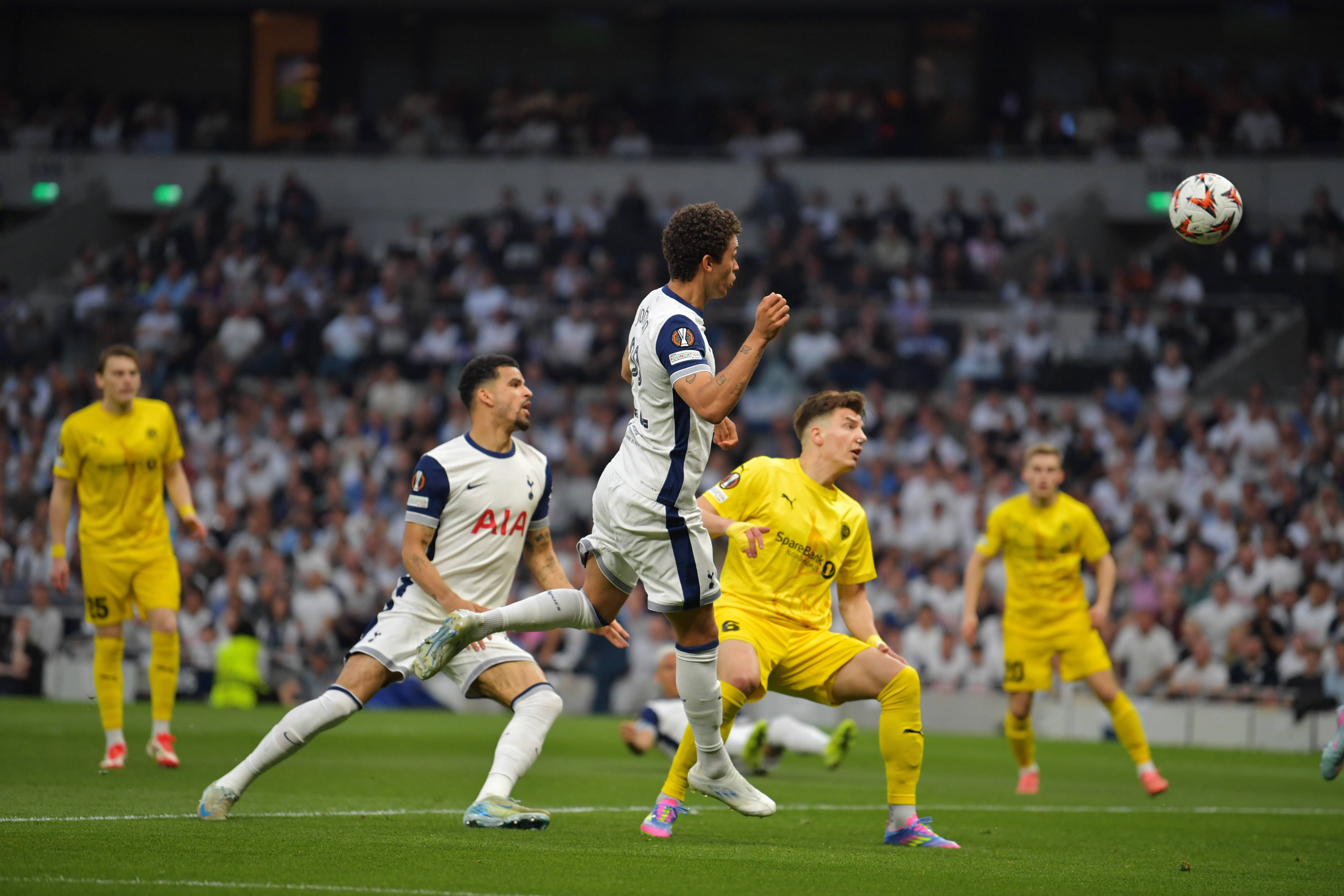 尼斯客场保持不败，稳住欧战席位