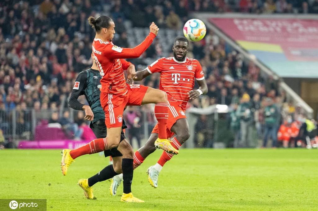 拜仁遭遇曼城碾压,中超局势紧张的简单介绍 拜仁遭遇曼城碾压,中超局势紧张的简单介绍