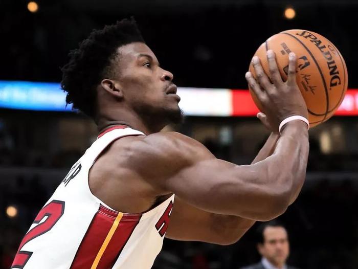 凯尔特人逆转热火，成功晋级东部半决赛的简单介绍