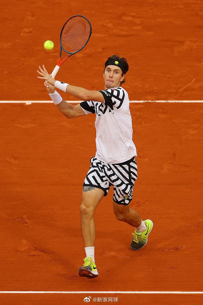 白俄罗斯擒下重量级冠军，卫冕成功