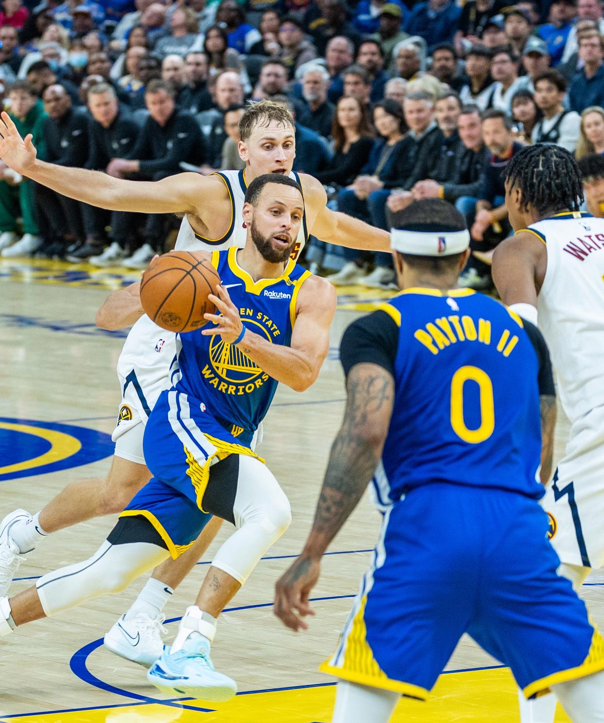 勇士大胜掘金，取得6连胜