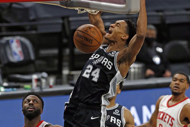 雄鸟不敌马刺,遭遇两连败的简单介绍 雄鸟不敌马刺,遭遇两连败的简单介绍