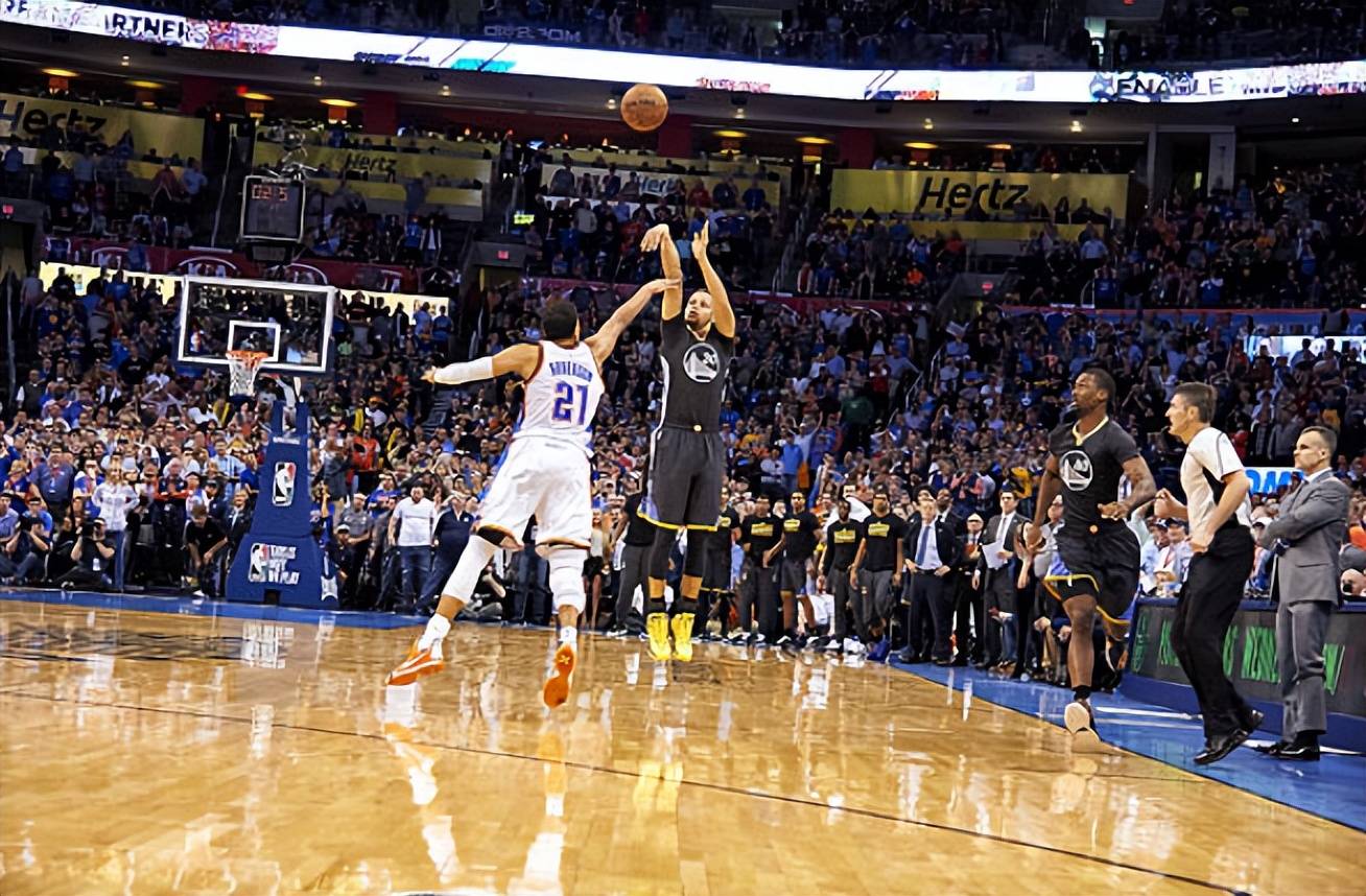 冷门频出！篮球战况跌宕起伏的简单介绍