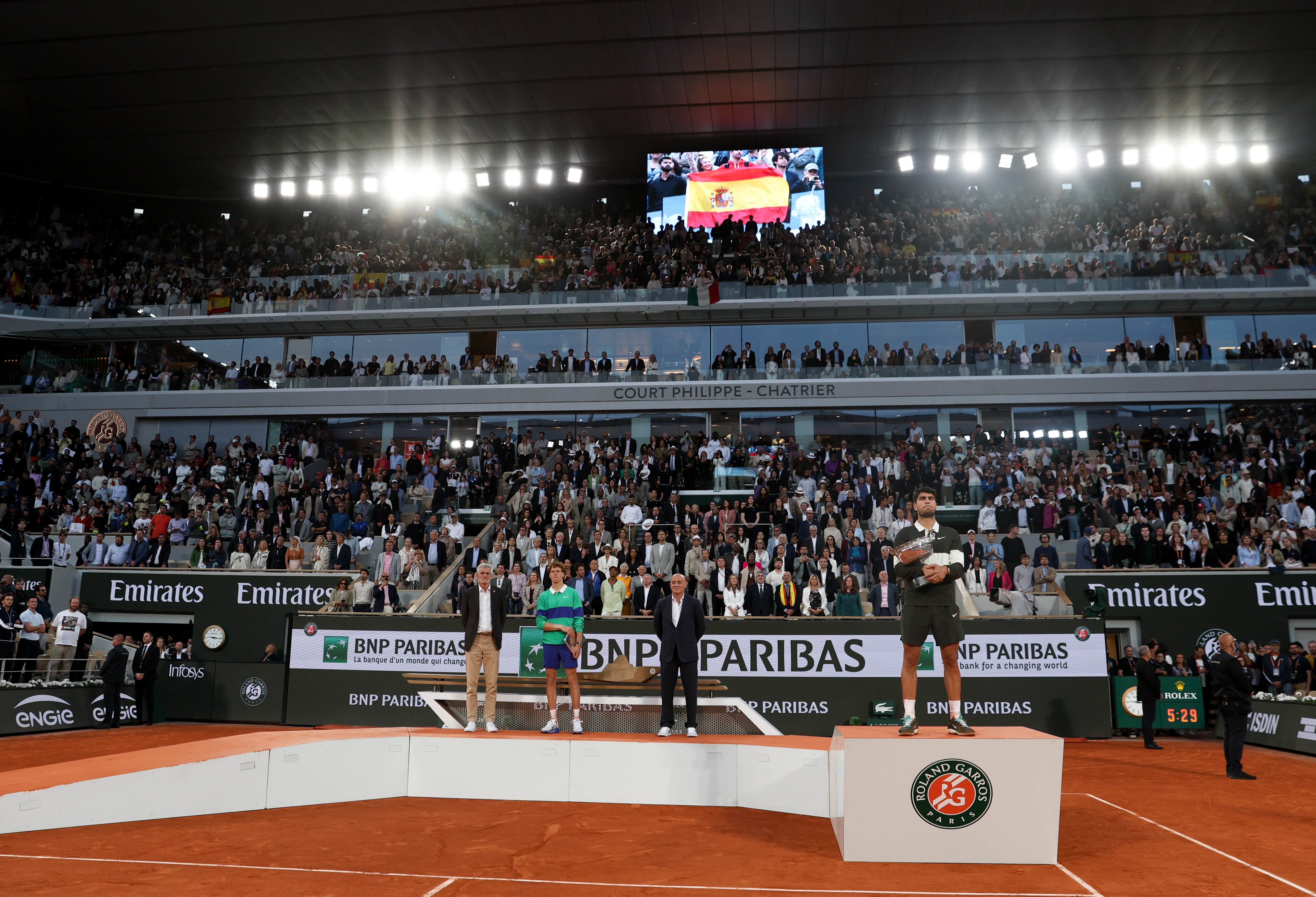 年终总决赛翻盘法网，阿尔卡拉斯刷新纪录