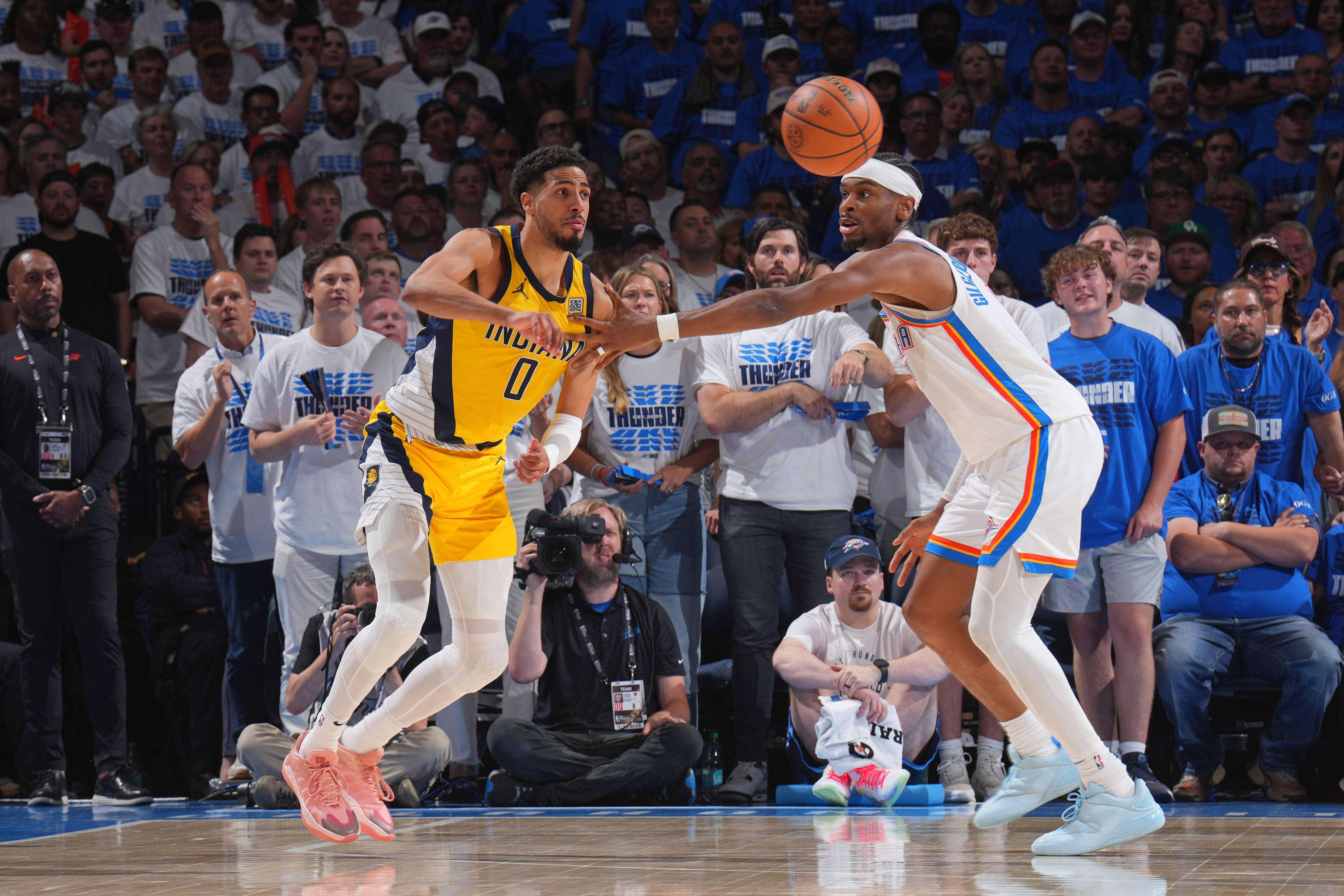 步行者完胜公牛，周琦统治全场