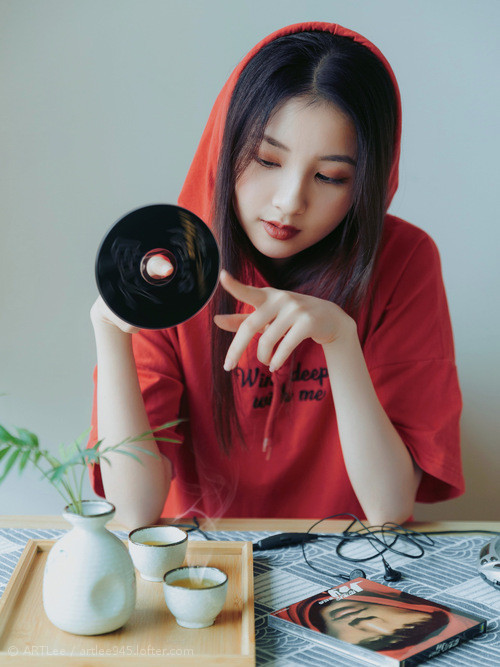 钢铁长城90分钟不掉线，红牛铁蹄末节带走瑞士军团