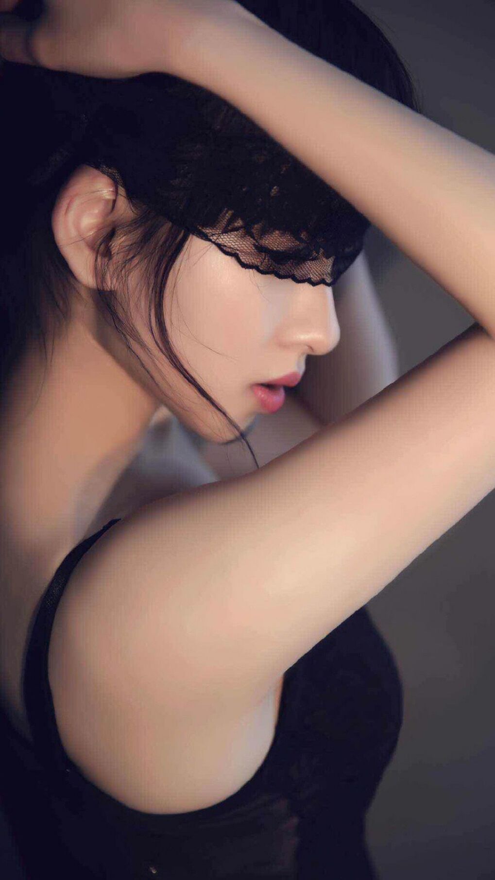 跨界体育风云，德甲争冠焦点战与灰熊锁死76人的防守哲学