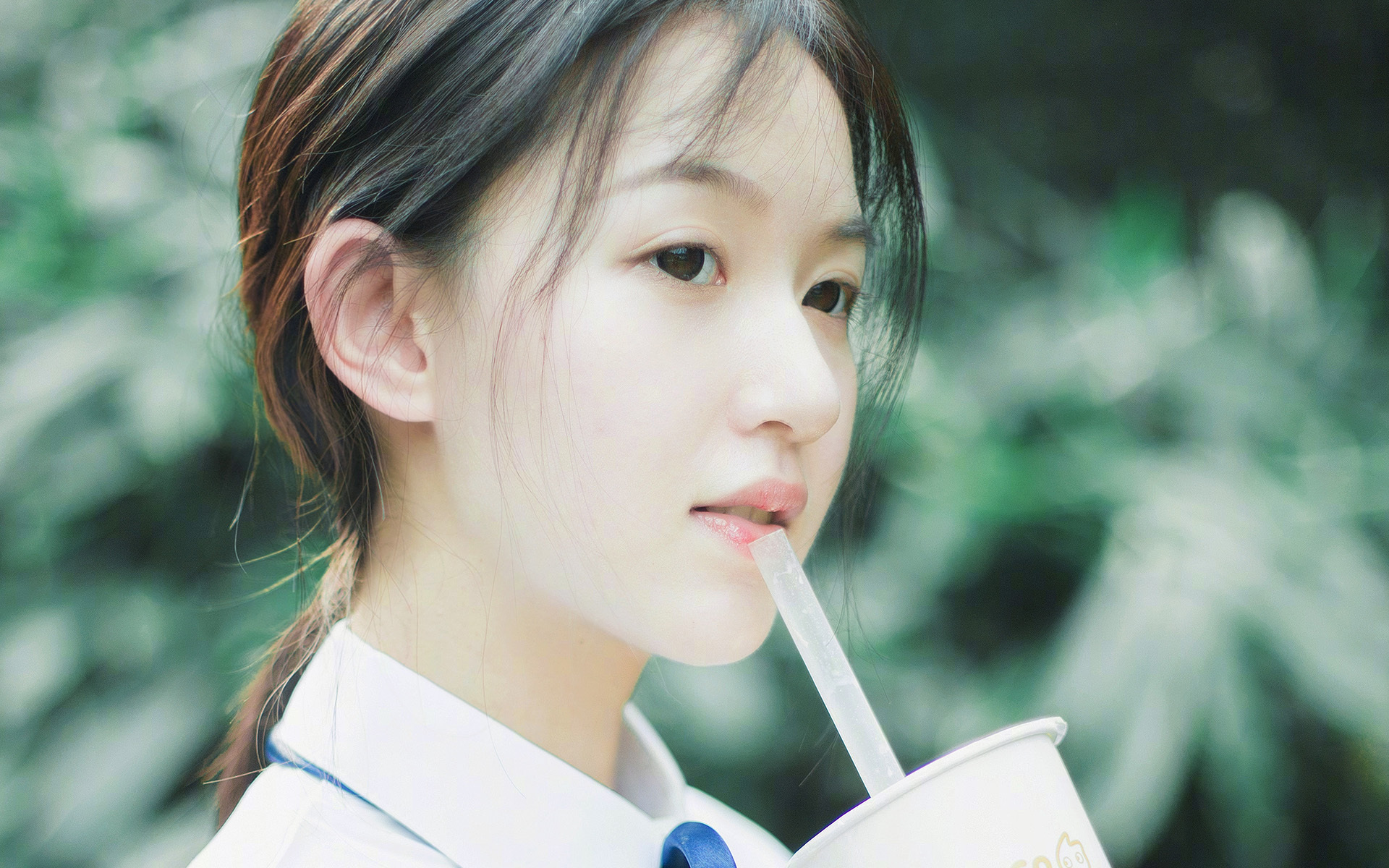 绿茵魔术师,坎特攻防两端统治友谊赛,比利亚雷亚尔3-1轻取阿尔及利亚