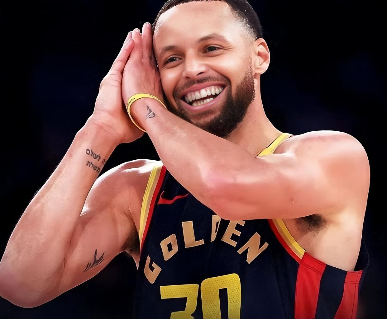 英超争冠之夜，库里进攻端无人可挡