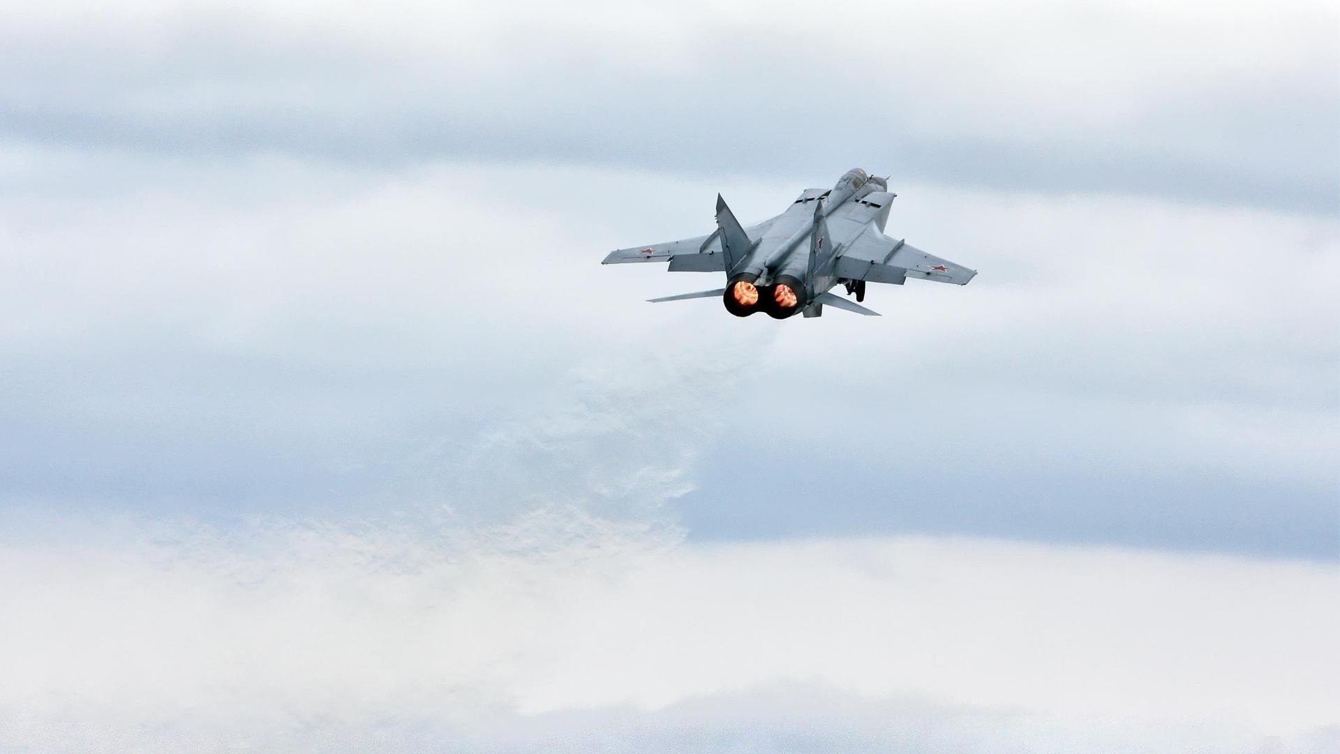 意甲焦点战，从快船打穿猛龙看体育对决的激情与策略